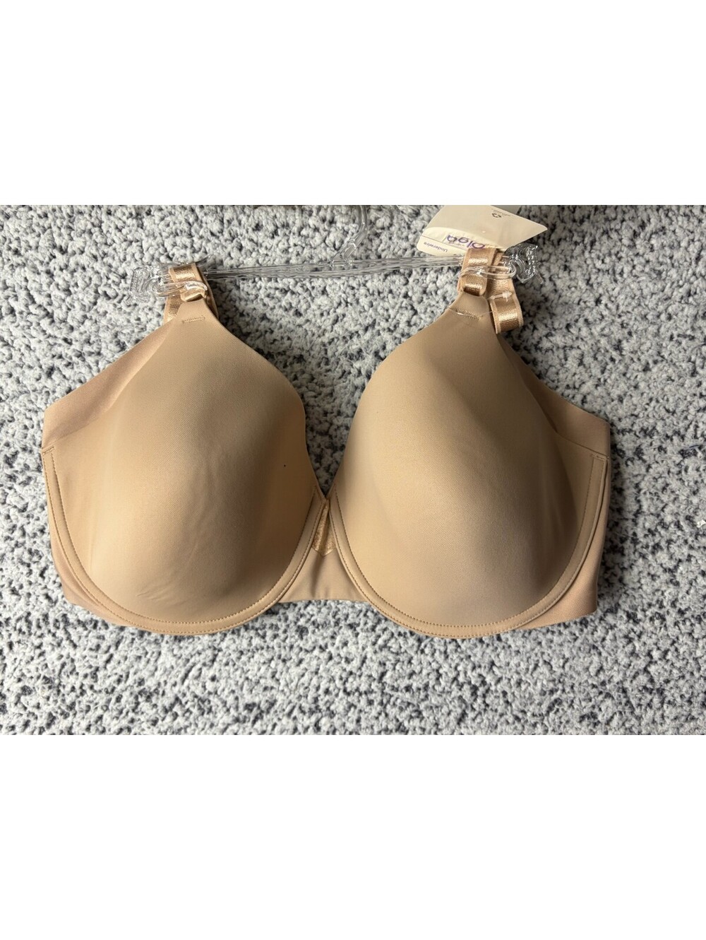 Olga by Warners No Side Effects Bra 36DD Beige Underwire Smoothing NWT